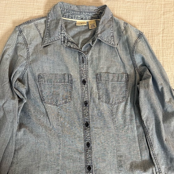 L.L. Bean 100% Cotton Denim shirt - Picture 2 of 5